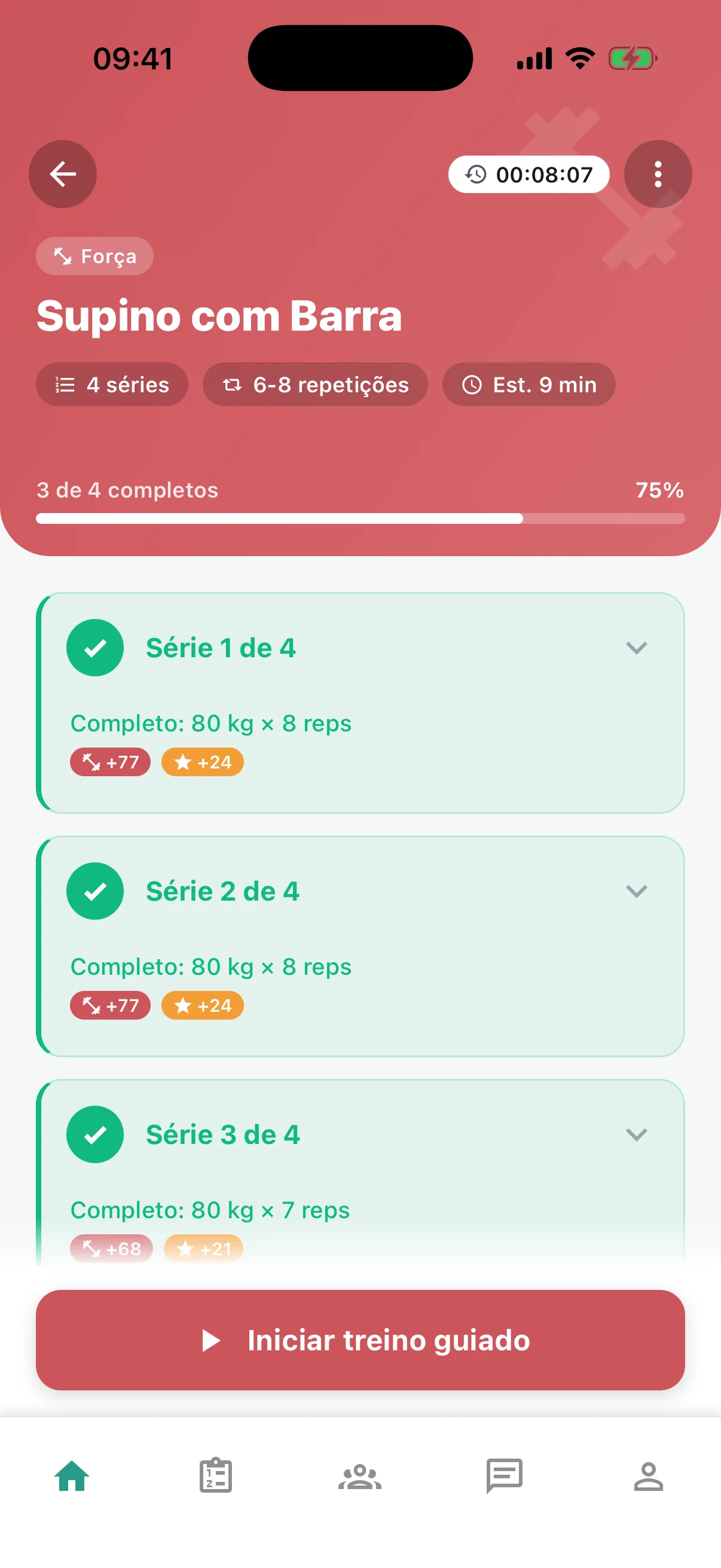 Registro de séries durante um treino de musculação no Remi